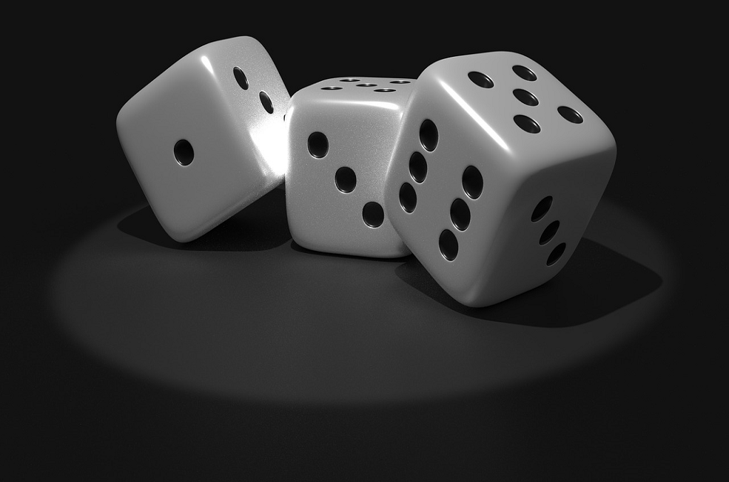 3 dominoes