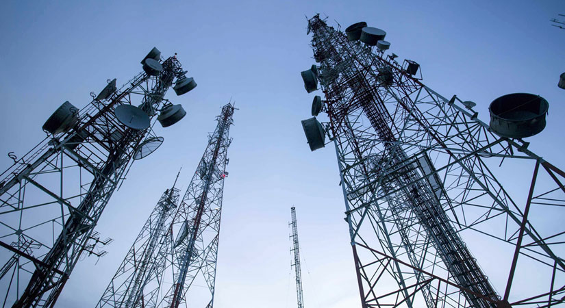 Globe is first telco firm to back DICT’s common tower initiative