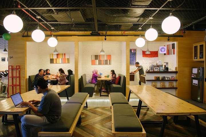 Young workforce fuels co-working space demand in Philippines