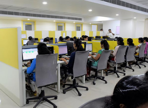 PH BPO industry eyes new overseas markets