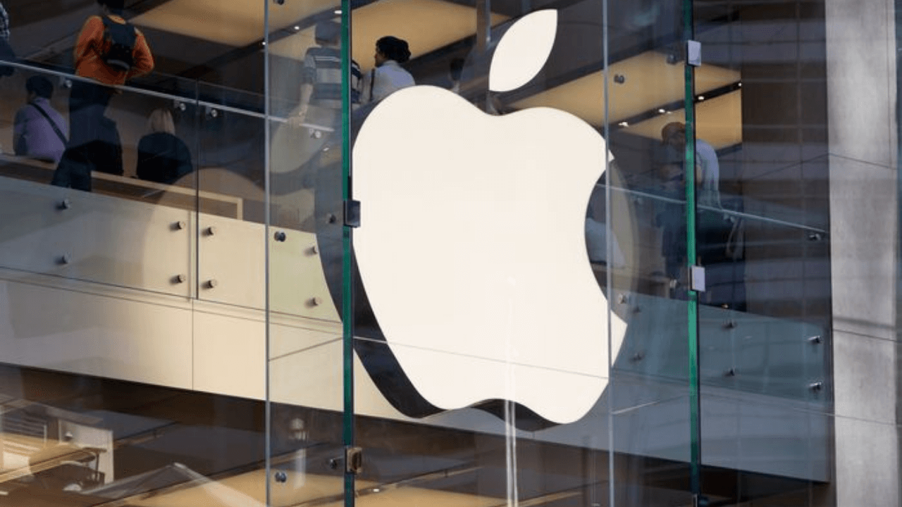 Apple suspends return-to-office plans indefinitely