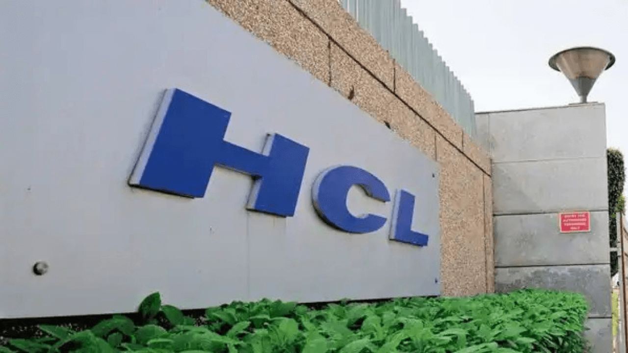 HCL to open 45K jobs to fresh grads in FY23