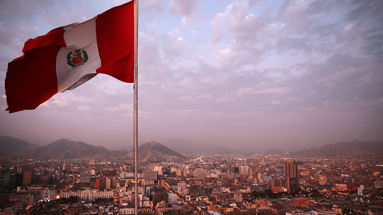 Outsourcing ban hinders Peru’s economic recovery