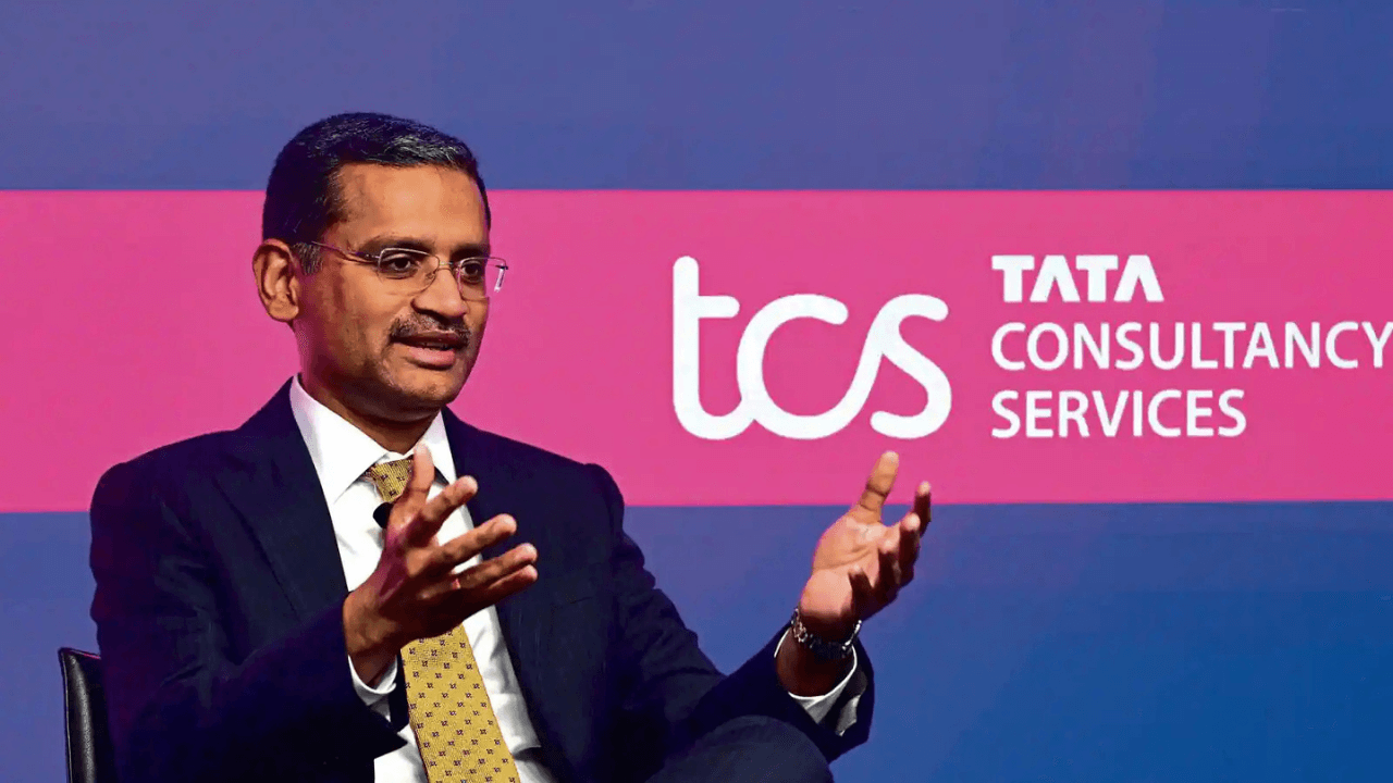 TCS net profit up 7.4%, revenue rises 15.8% in Q1