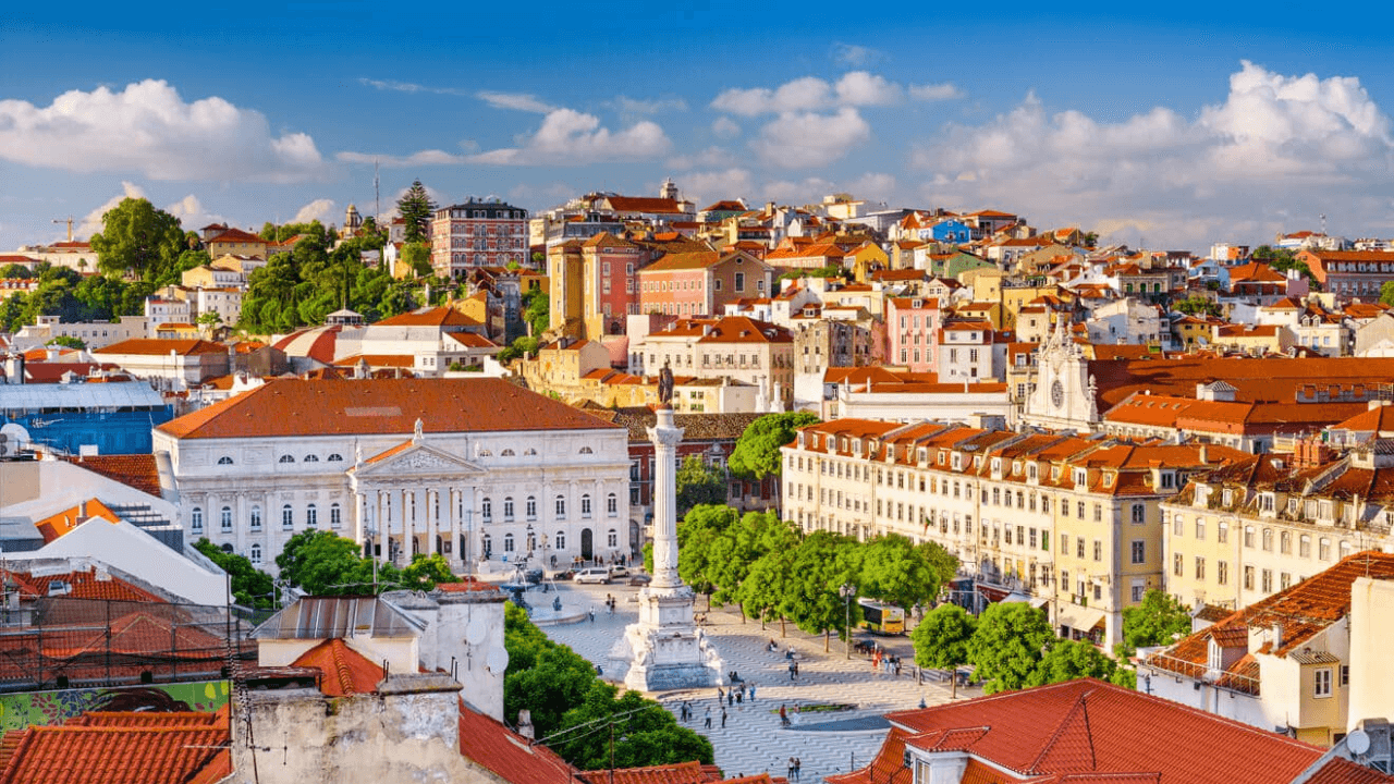 Lisbon hailed as “the best place to live” for digital nomad