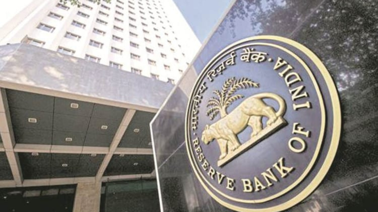 Reserve Bank of India warns firms of risks from cross-border IT outsourcing