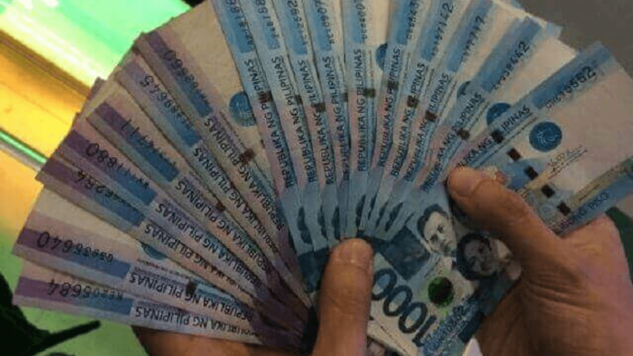 Nearly half of Filipinos are resigning to find better pay