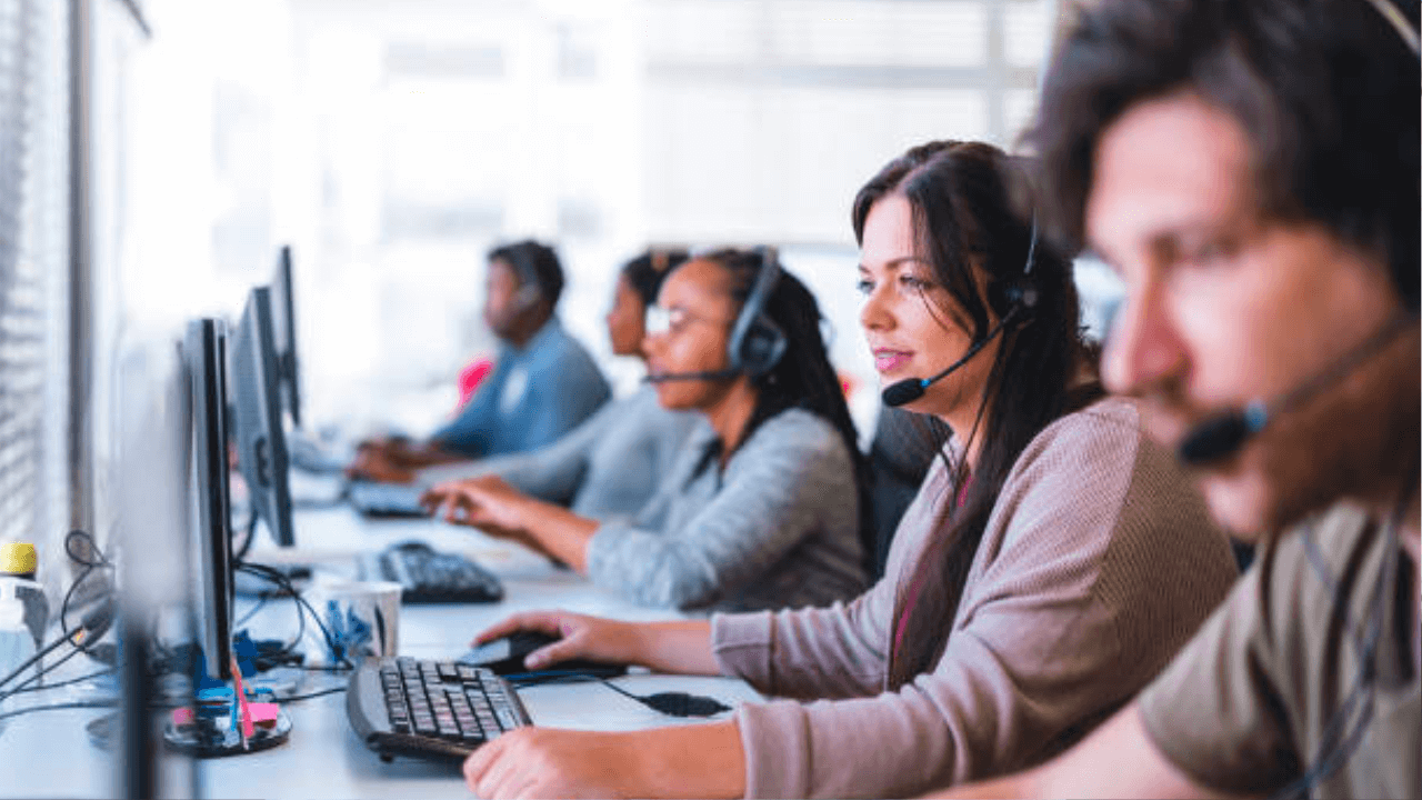 Australia’s contact centers shift to outsourcing and cloud