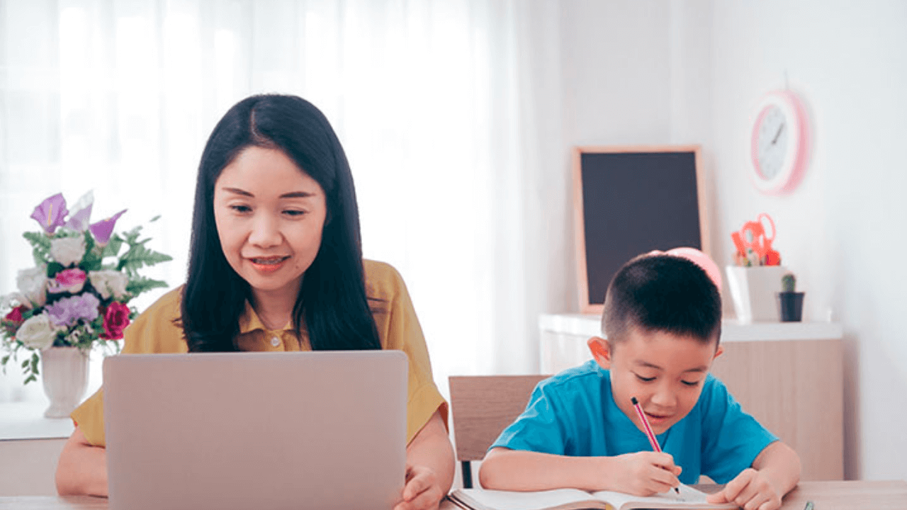 Manulife: Digital tools help improve work-life balance of Filipino parents