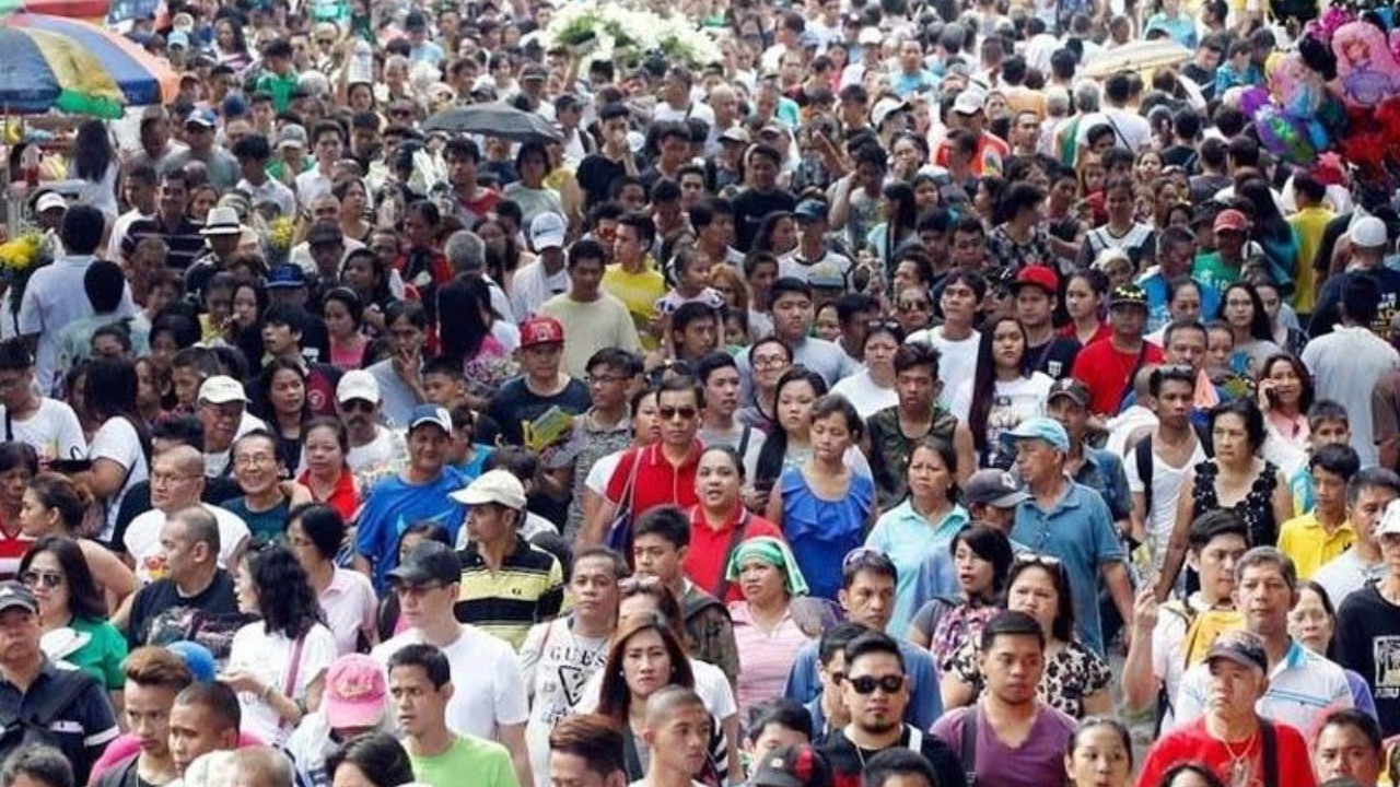 49% of Filipinos remain optimistic about their quality of life — SWS poll