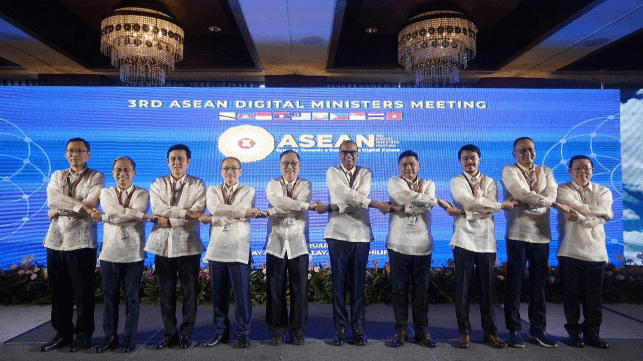 ASEAN officials commit to digital transformation, cybersecurity
