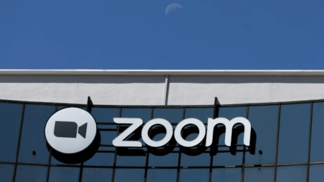 Zoom to cut 15% of its workforce