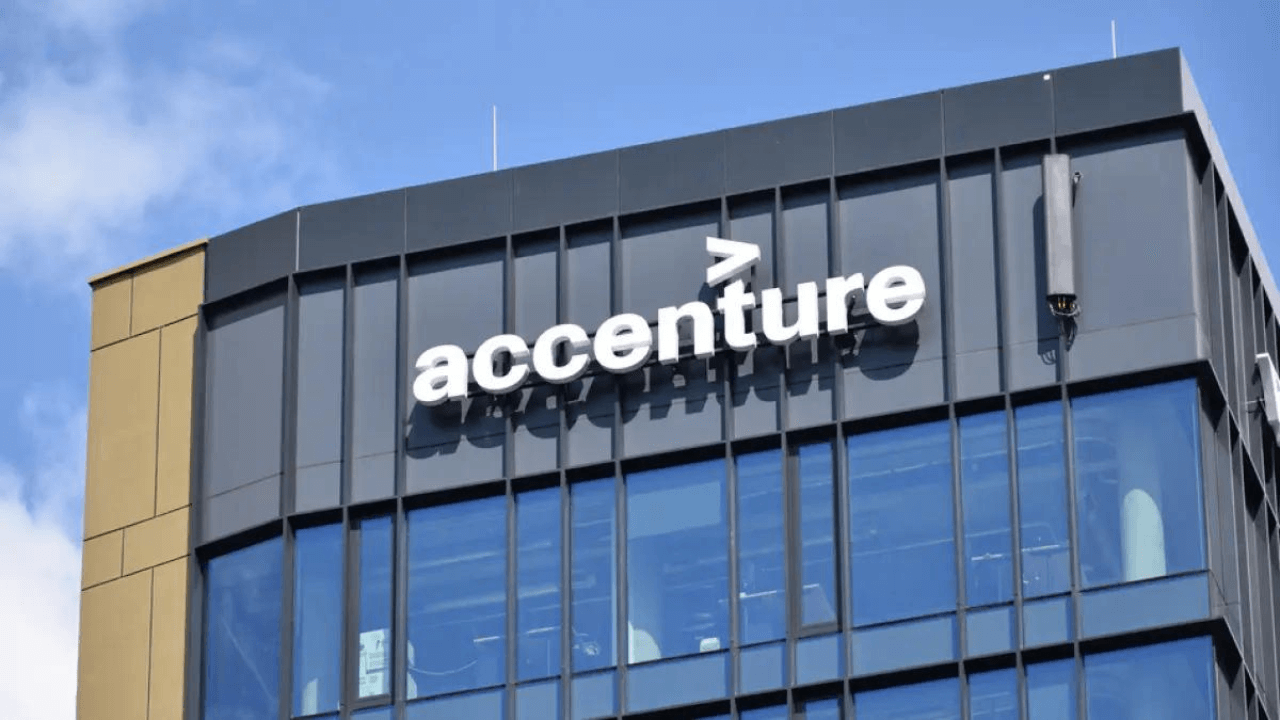 Accenture delays onboardings
