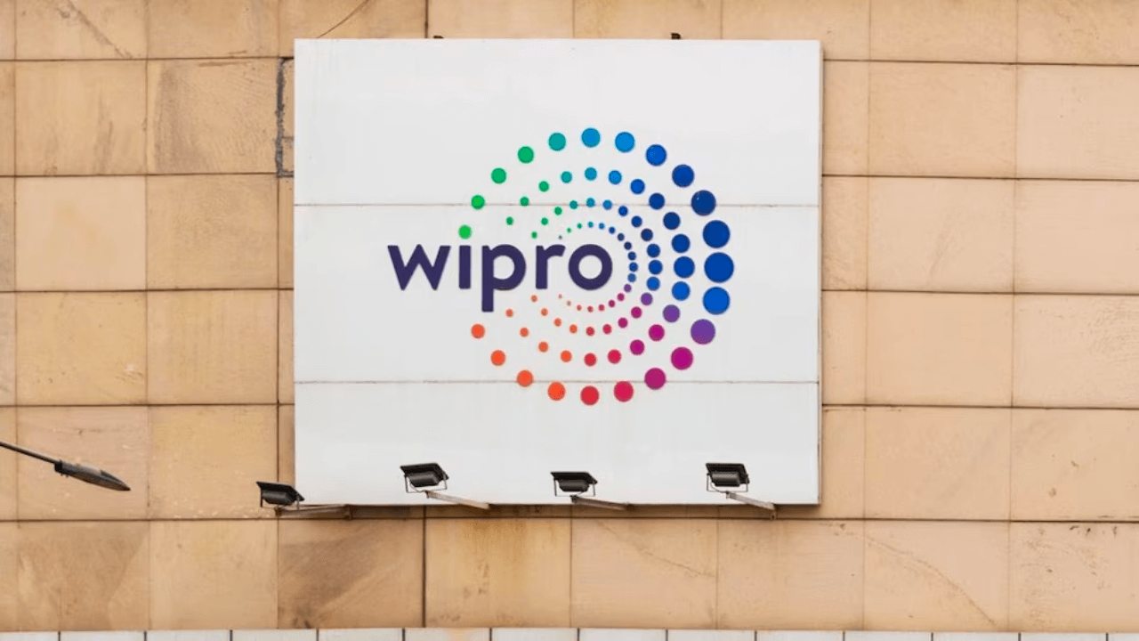 Wipro cutting fresher salaries