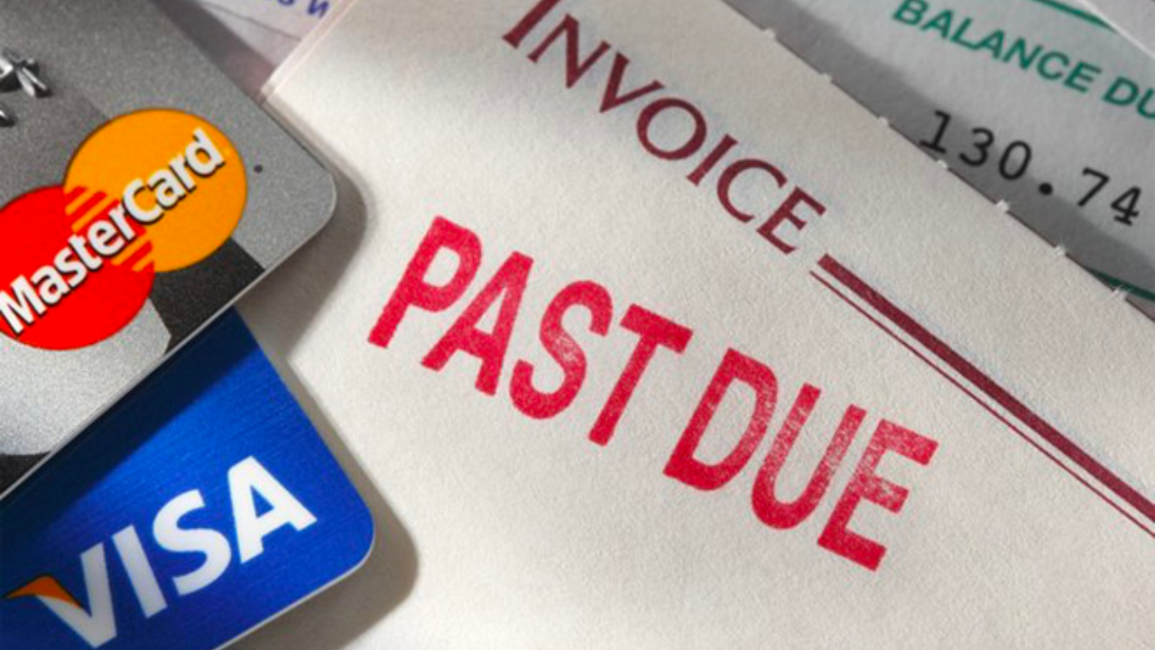 Outsourcing eases late payment strain on UK SMEs