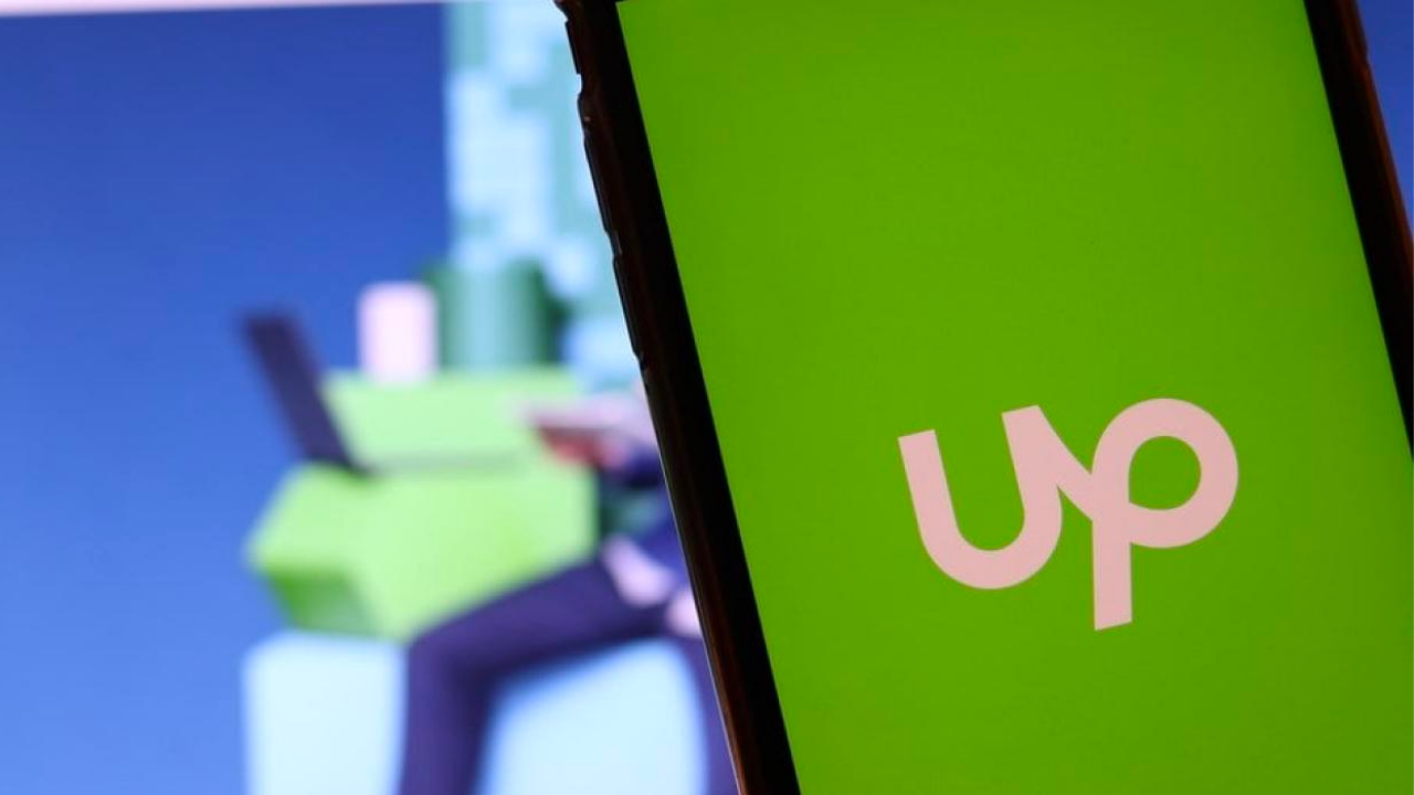 AI interest in Upwork surges dramatically