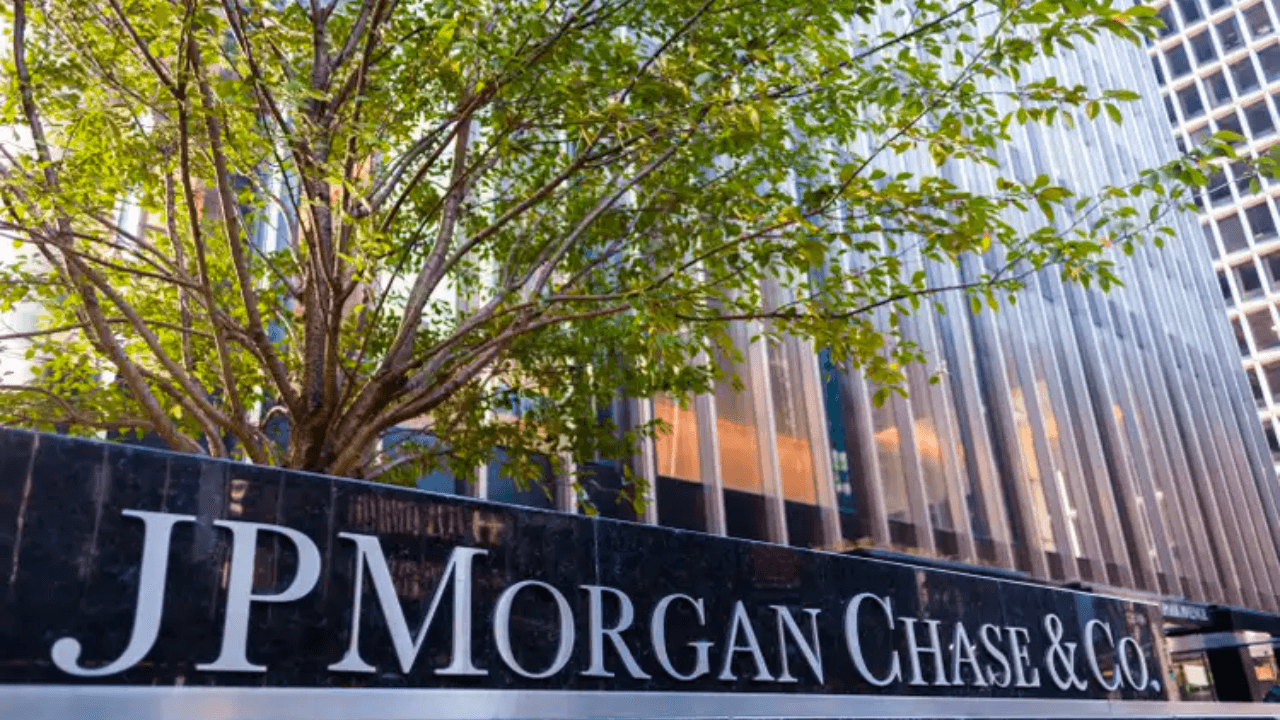 JPMorgan outsource custody ops