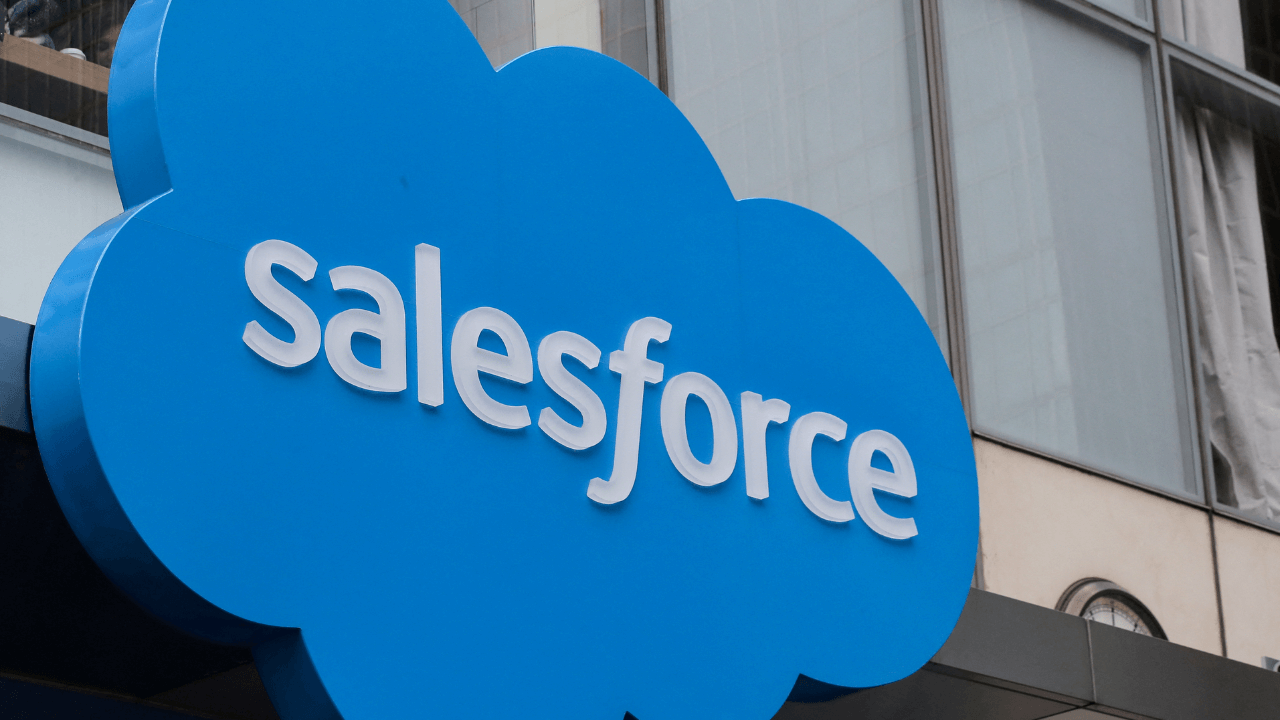 Salesforce raises prices 6% for AI features despite performance gaps