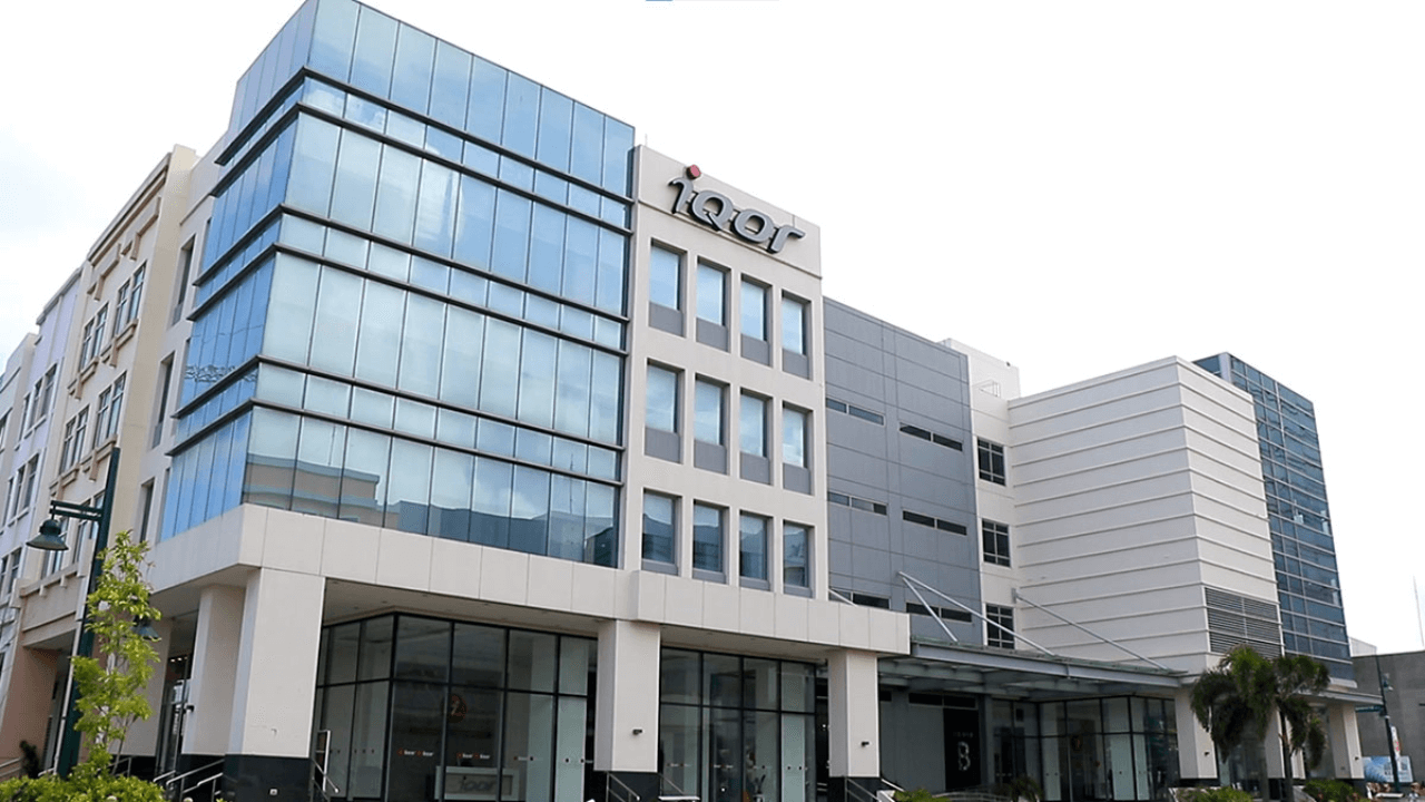 iQor to cut 471 call center jobs in U.S. after major client loss