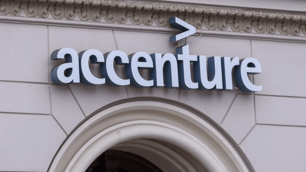 Accenture's earnings shock sends Indian IT stocks tumbling