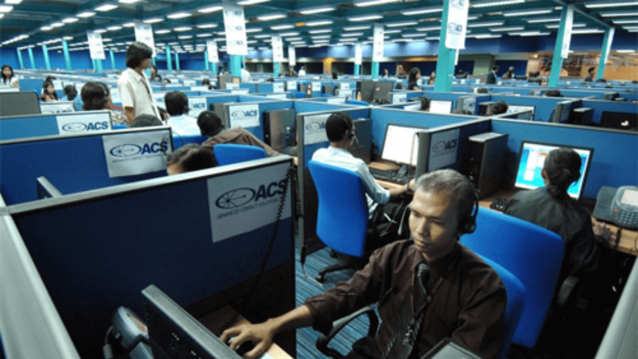 U.S. bill threatens Philippine call center industry&rsquo;s $40Bn future
