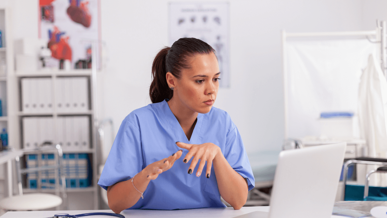 Virtual nurses cut hospital stays by 7%, reducing readmissions: study