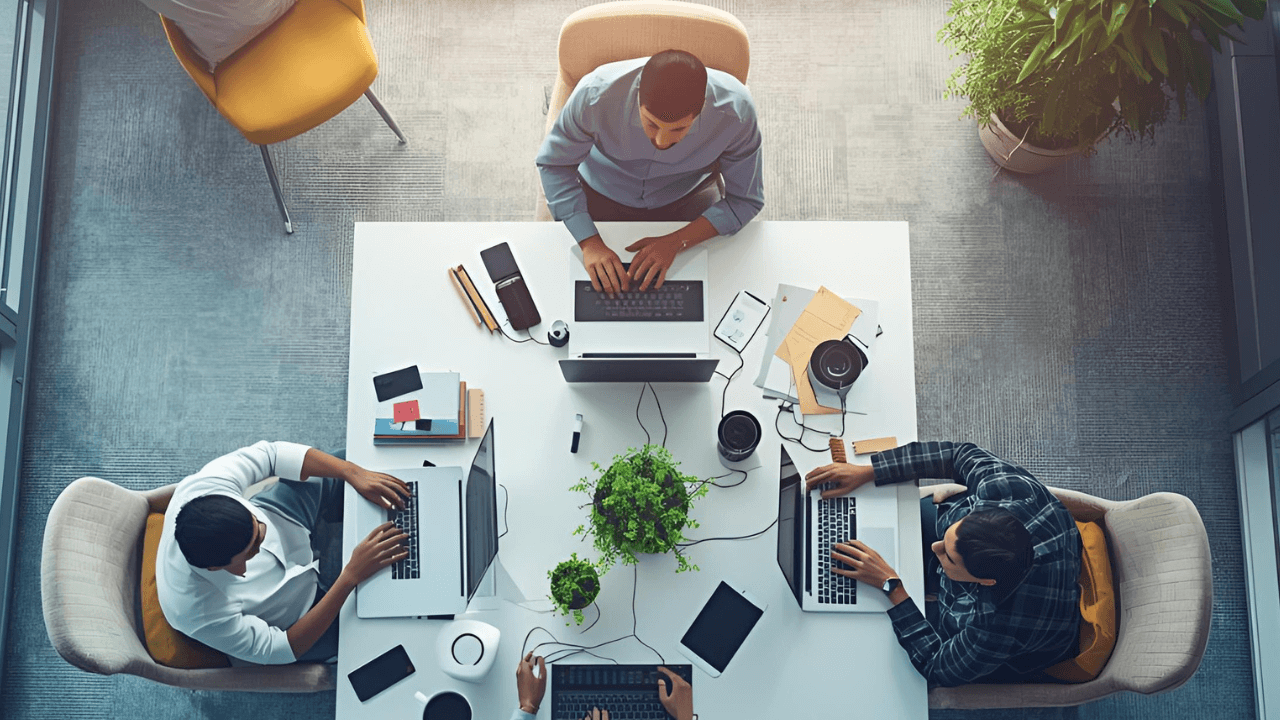 Indian IT firms win deals with proactive client pitches