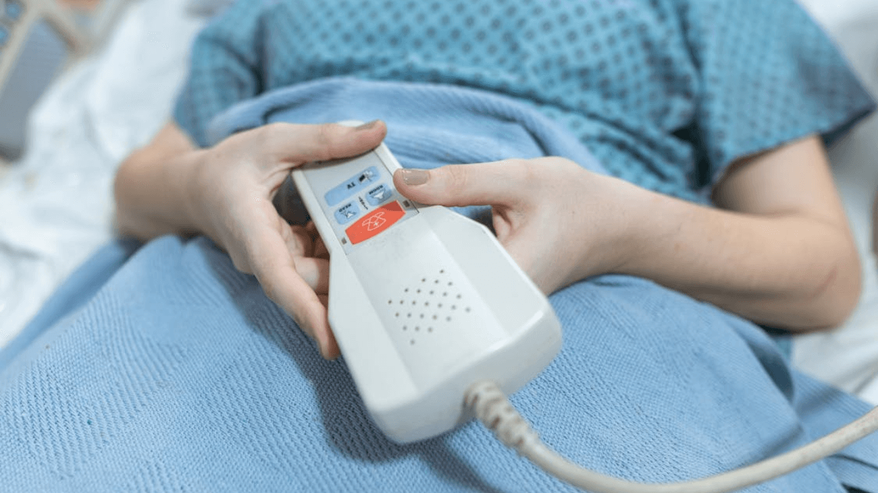 U.S. hospices urge clearer telehealth rules as waivers near expiration