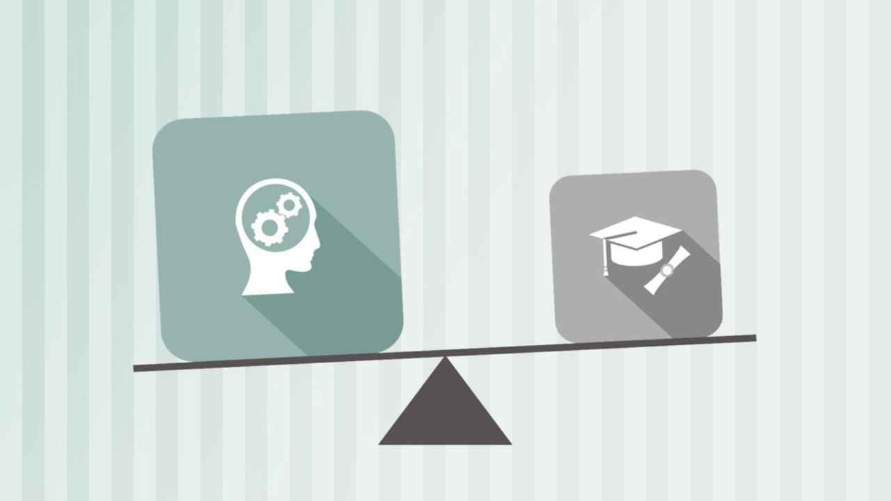 AI literacy surpasses degrees in evolving job market: LinkedIn CEO