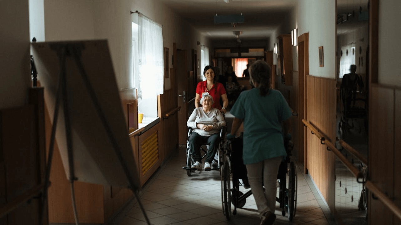 U.S. nursing homes see relief as staffing rule repeals &mdash; Fitch Ratings