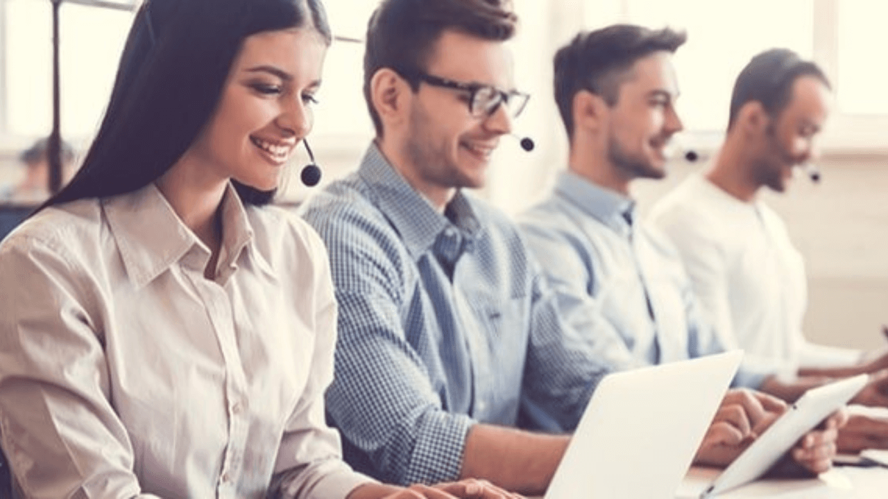 AI boosts Singapore customer service efficiency, careers: Salesforce