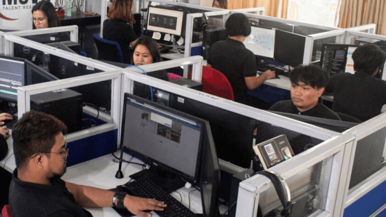 Philippines targets 700K BPO jobs in regional push
