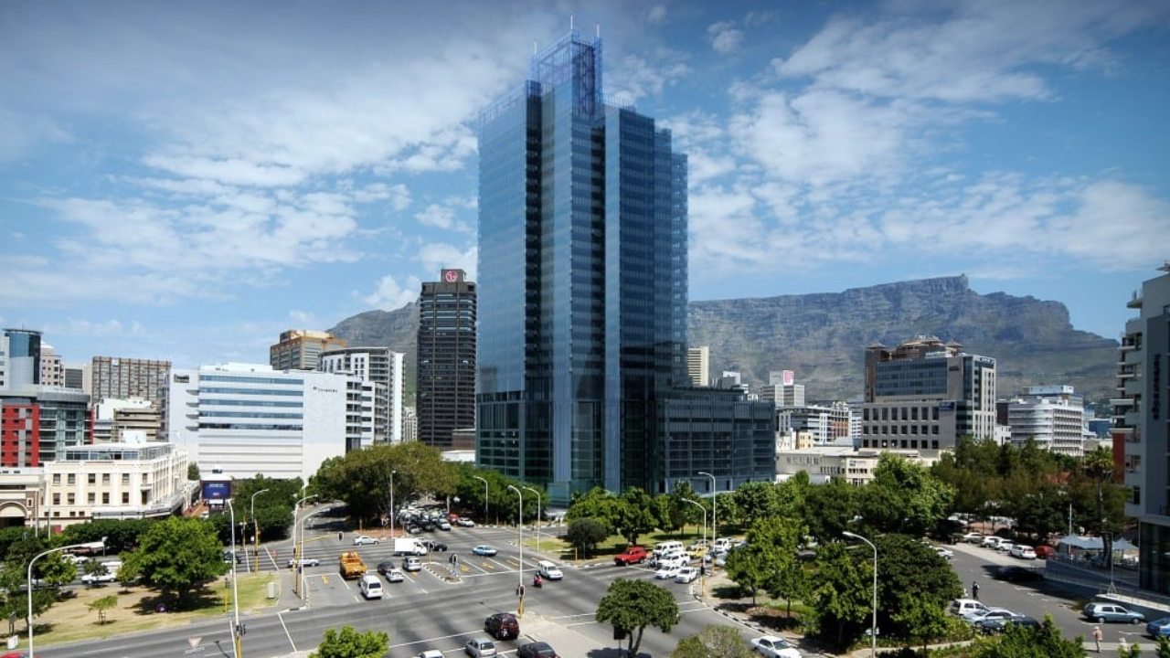 Cape Town call centers boost local communities, jobs