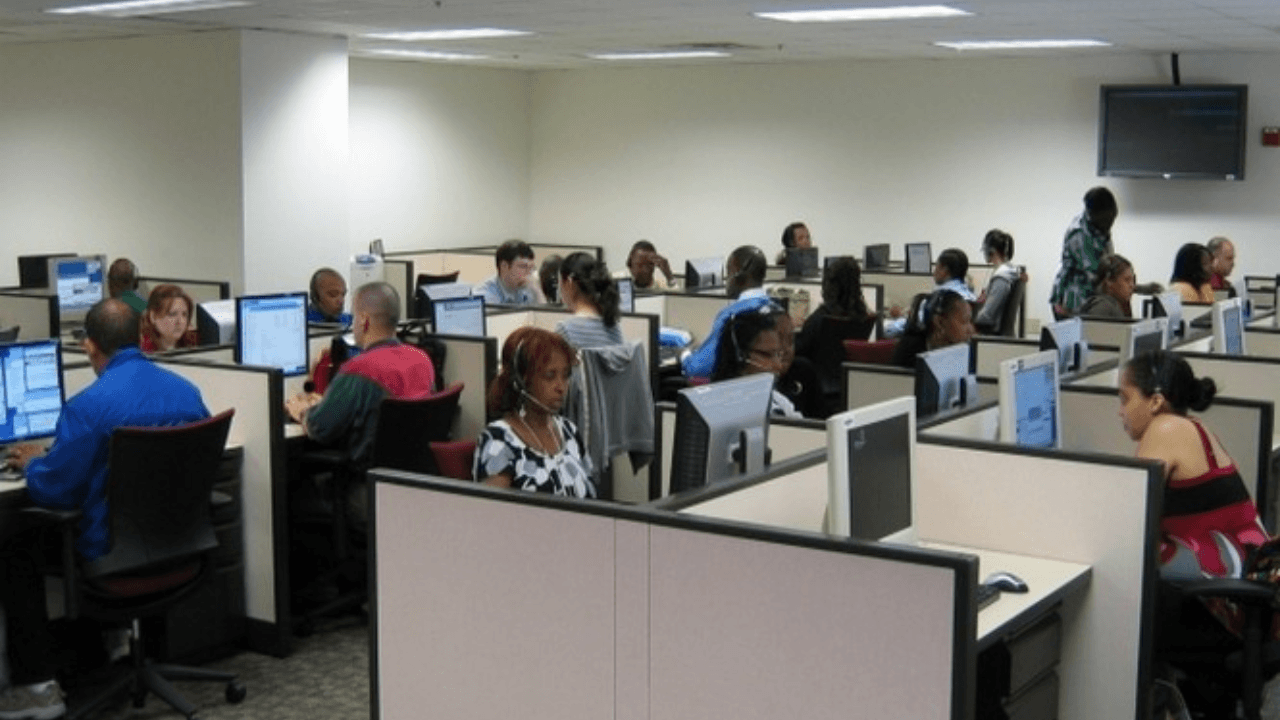 Morocco's minister warns French law risks 50K call center jobs