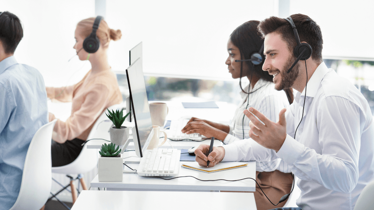 AI-powered CXA reshapes contact center operations model